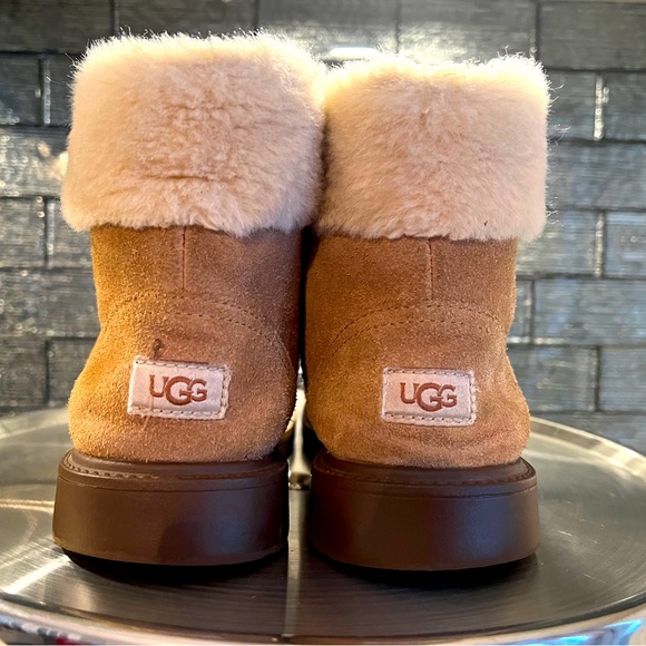 UGG Kids Ankle Boots - Picture 1 of 12